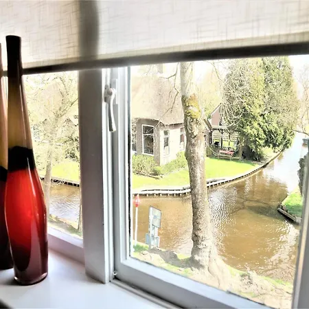 Lodge In Giethoorn With Breakfast Extérieur photo